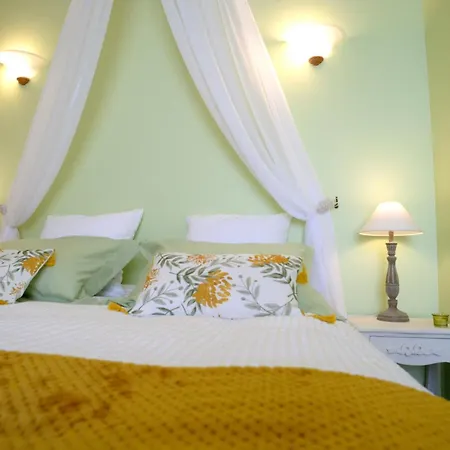 Guest house Fontaine Des Magnarelles